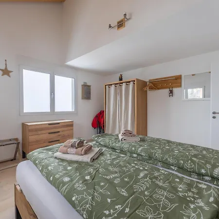 Tga Pilu A Cozy And Modern On Slopes With Wonderful Mountains View *